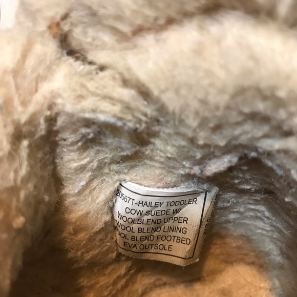 PAWZ by BearPaw ⚜️ Hailey Toddler Cow Suede Boots - Picture 5 of 16